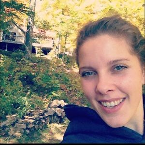 Meet your Posher, Stephanie